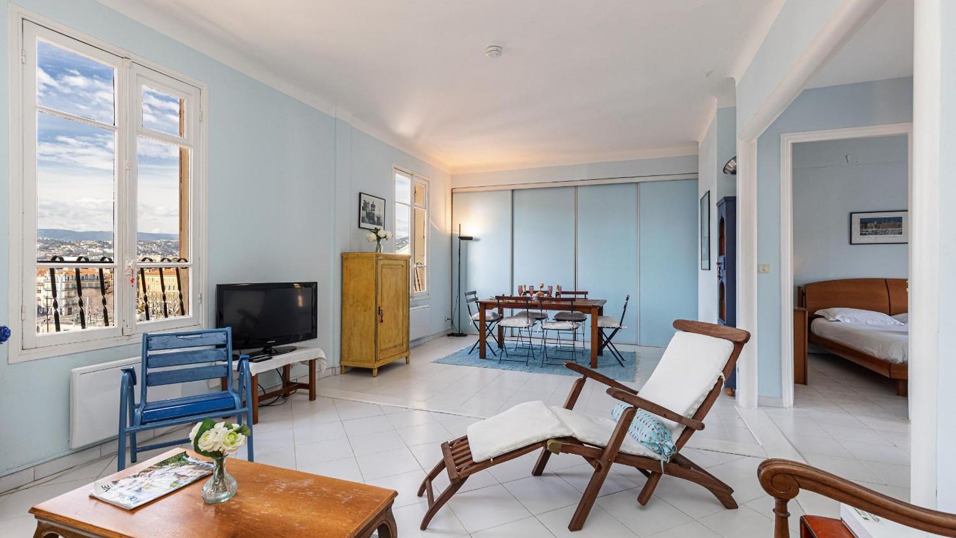 Extraordinary View On Port And Castle Hill - 1 Bdr & Parking Apartment Nice