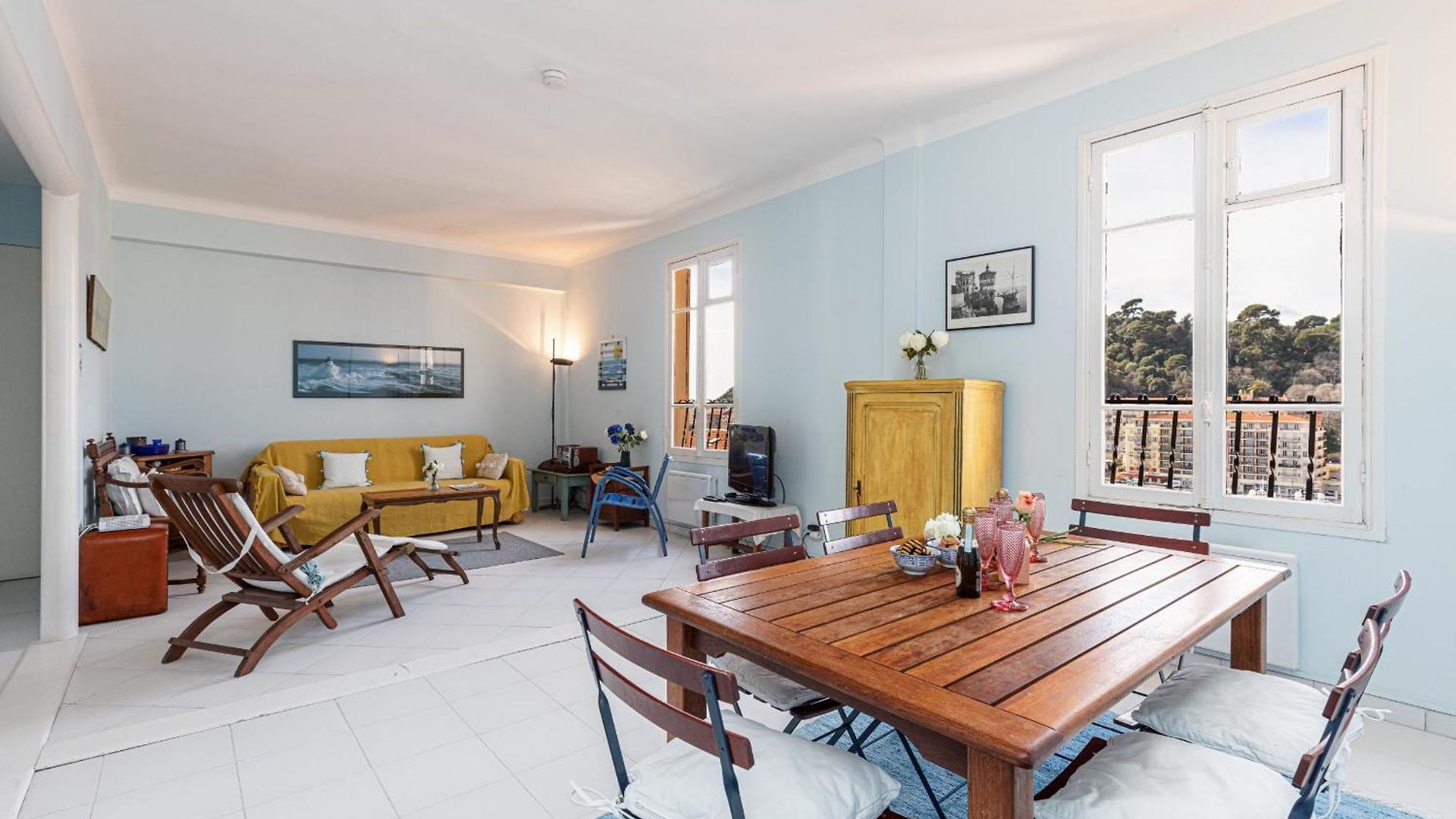 Extraordinary View On Port And Castle Hill - 1 Bdr & Parking Apartment *