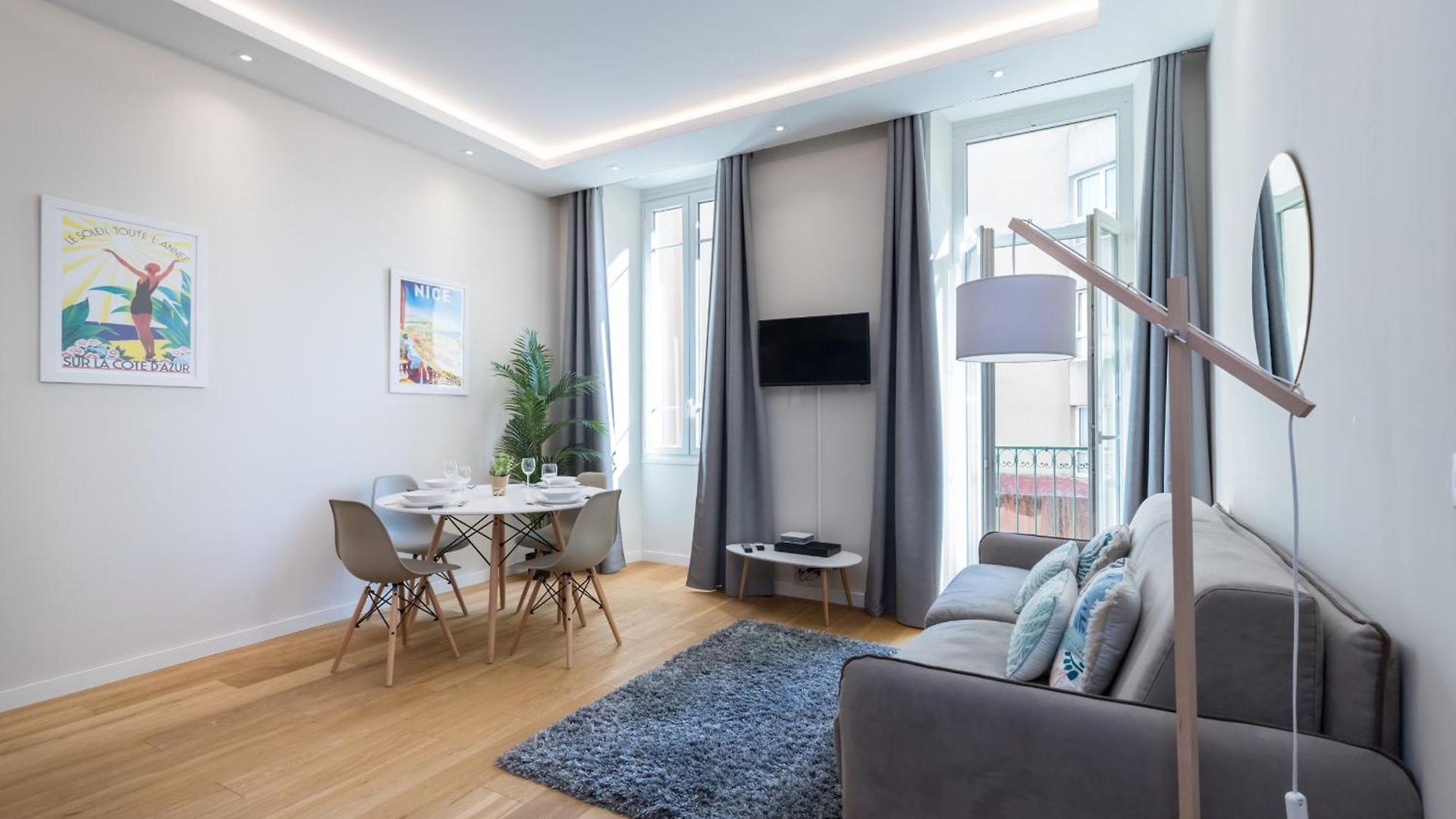 Apartment Brand New 1 Bdr Place Du Pin *
