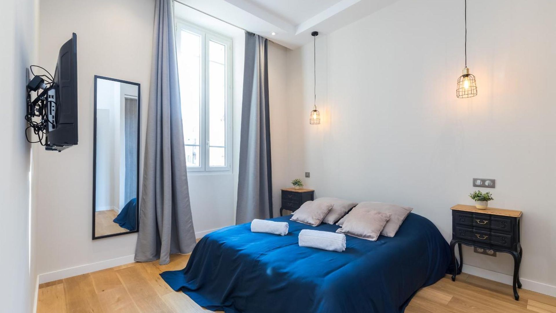 Apartment Brand New 1 Bdr Place Du Pin Nice