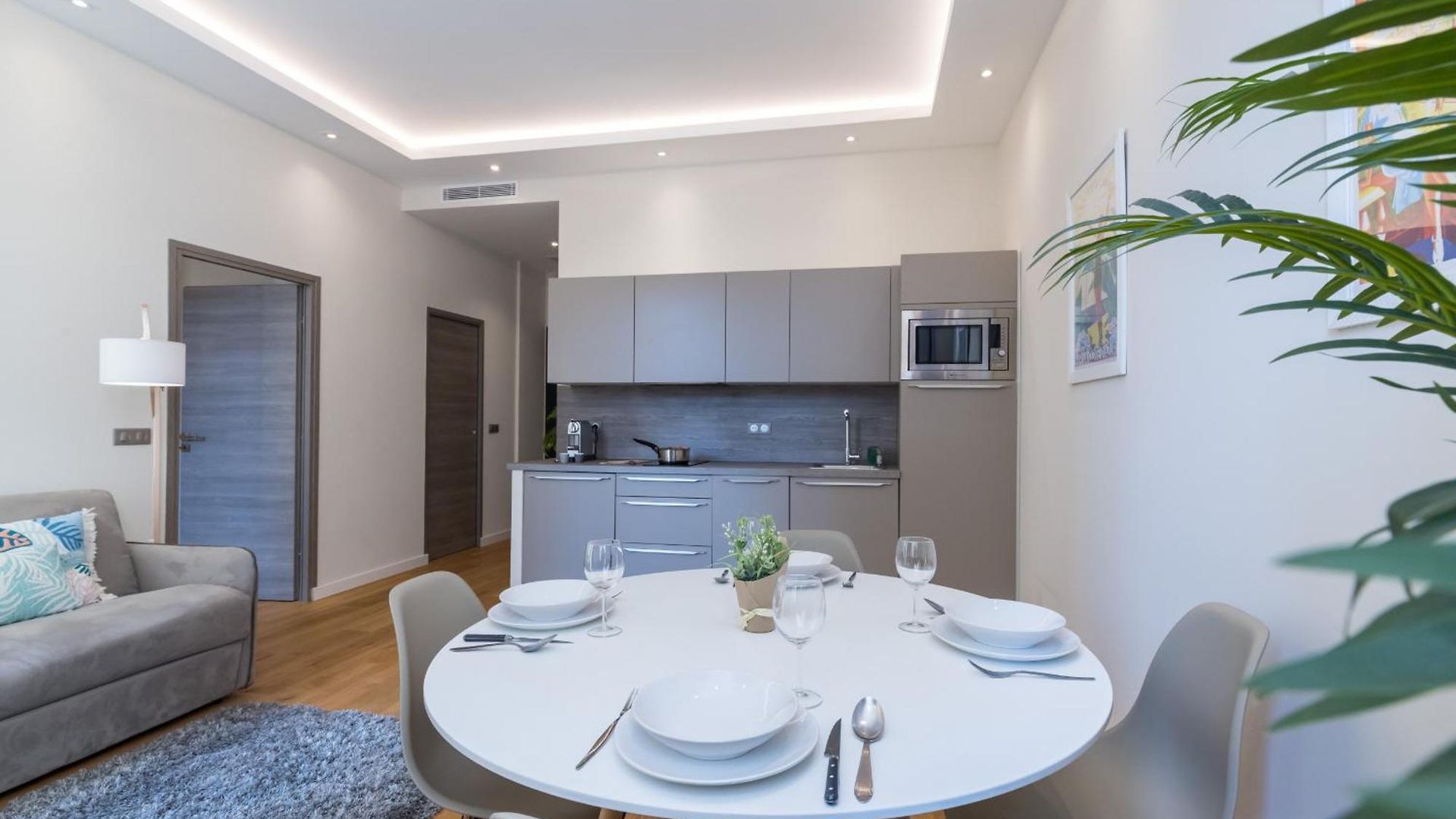 Brand New 1 Bdr Place Du Pin *