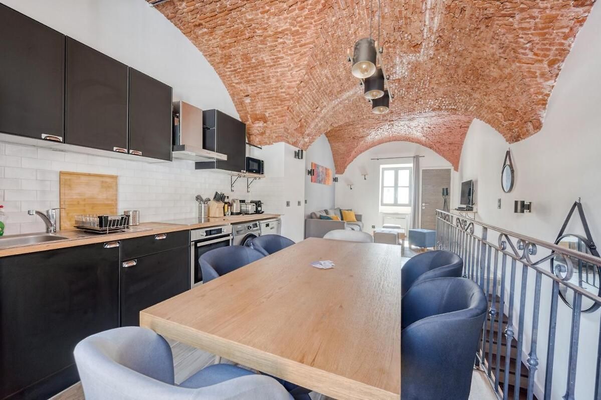 Appartement Superbe Au Coeur Du Vieux ! *