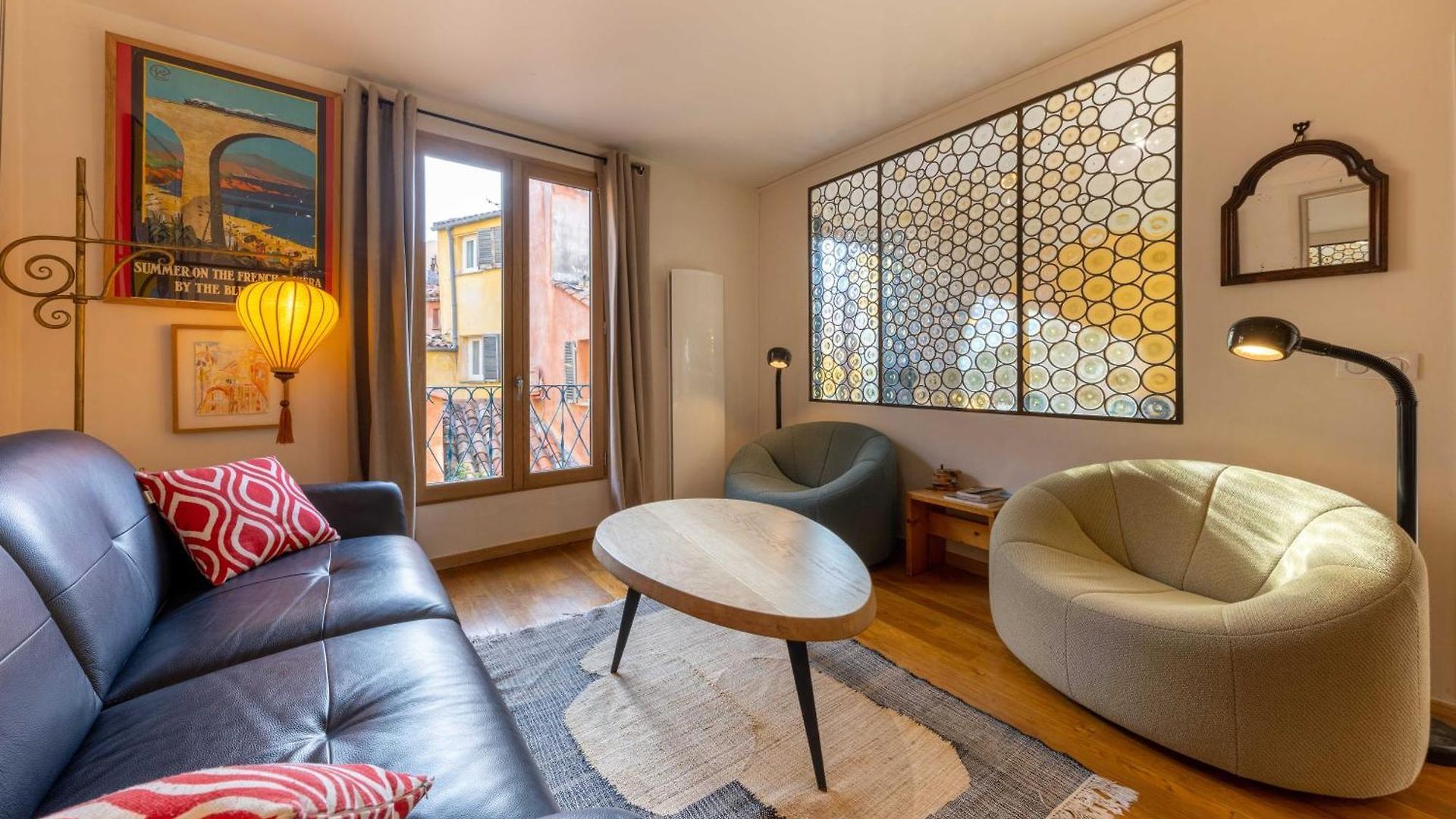 Spacious And Bright Flat Close To The : Heart Of Old