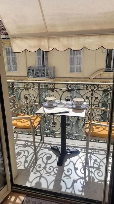 Apartment From 1882, Romantic Flat, In The Golden Square Nice