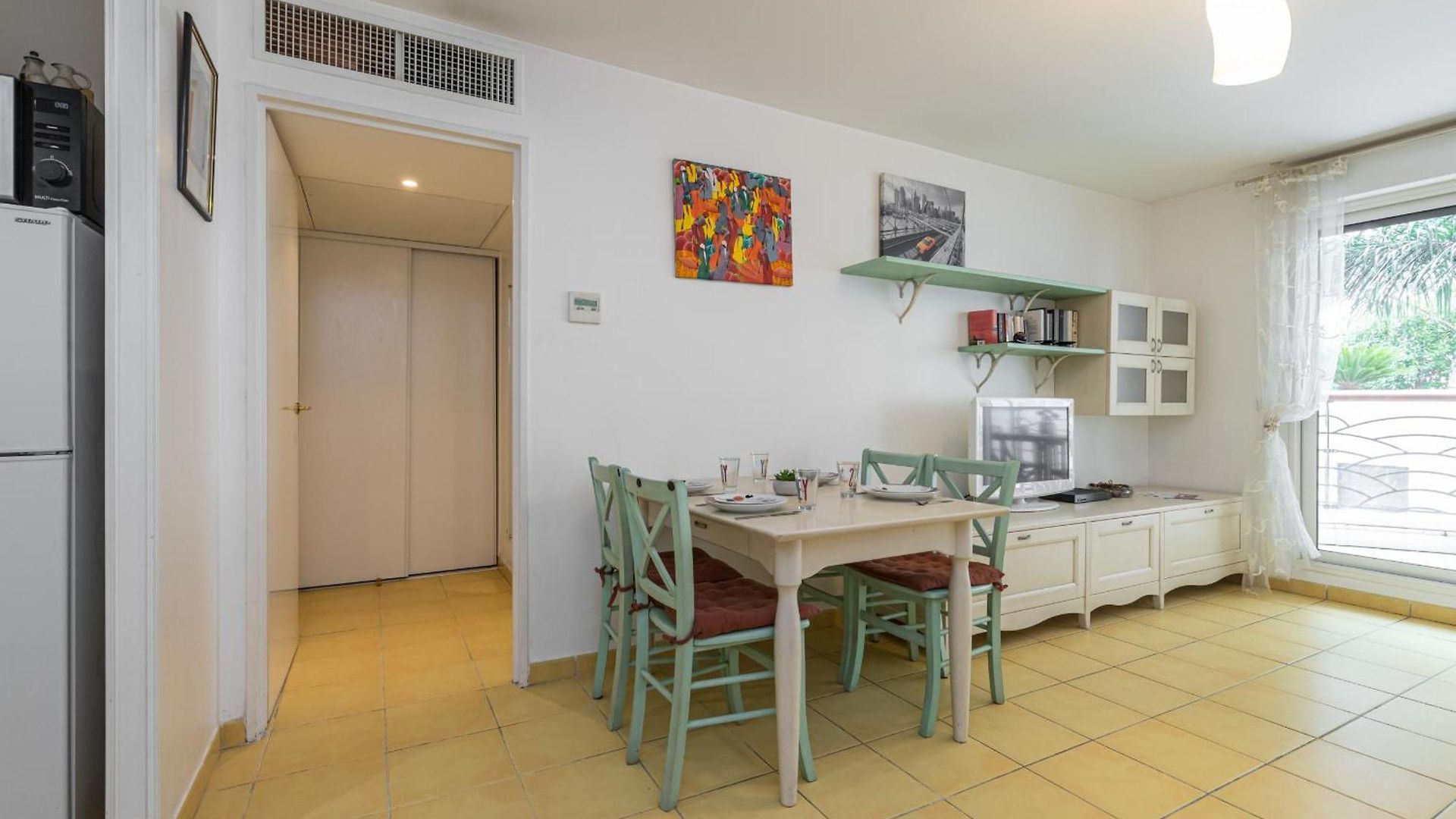 1 Bedroom Downtown Carré D'or With Garage Nice