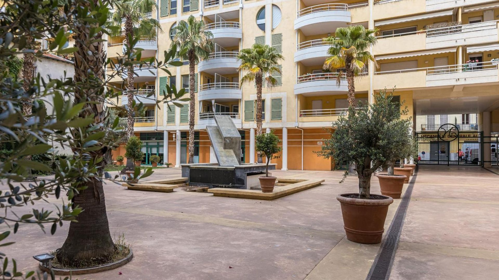 Quiet 1 Bdr Port! Close Place Du Pin Garibaldi * Nice