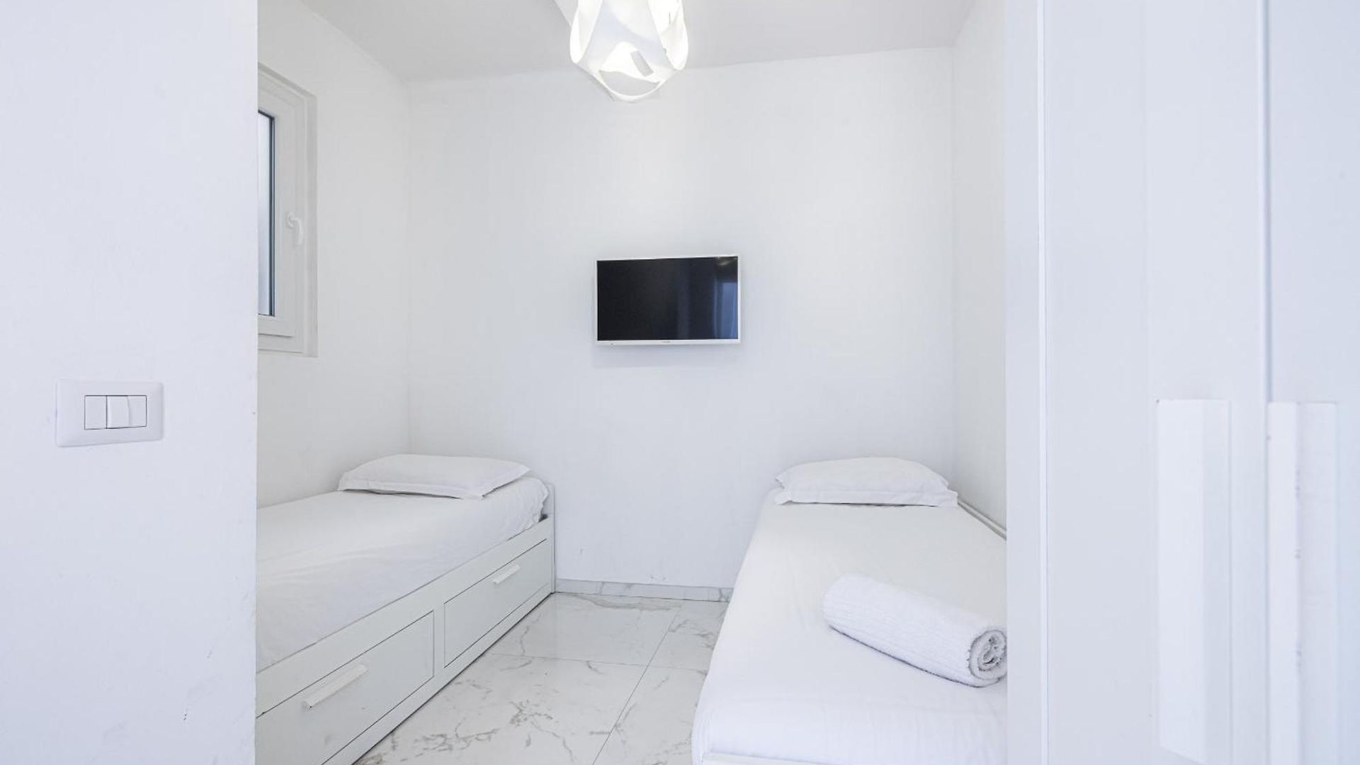 Sea View - 2 Bdr Promenade Des Nice