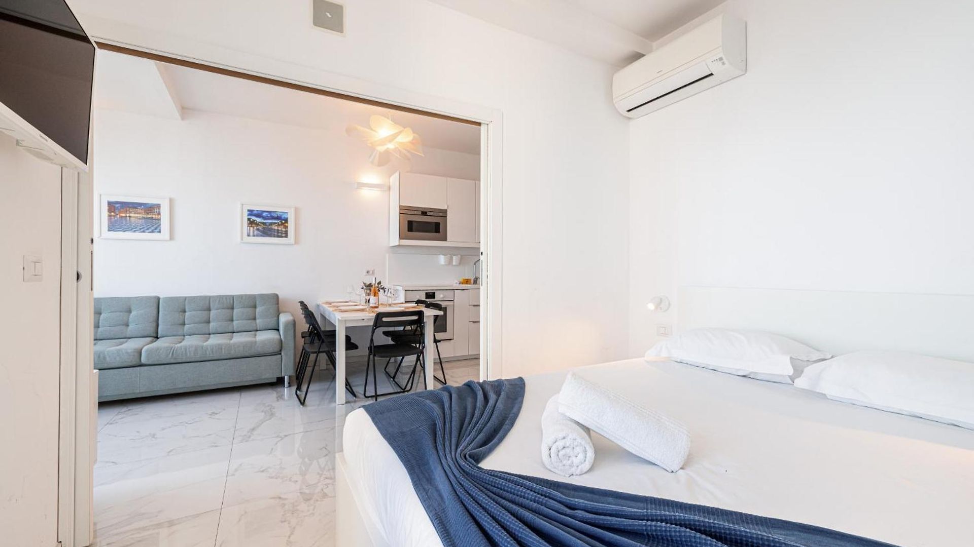Sea View - 2 Bdr Promenade Des Nice