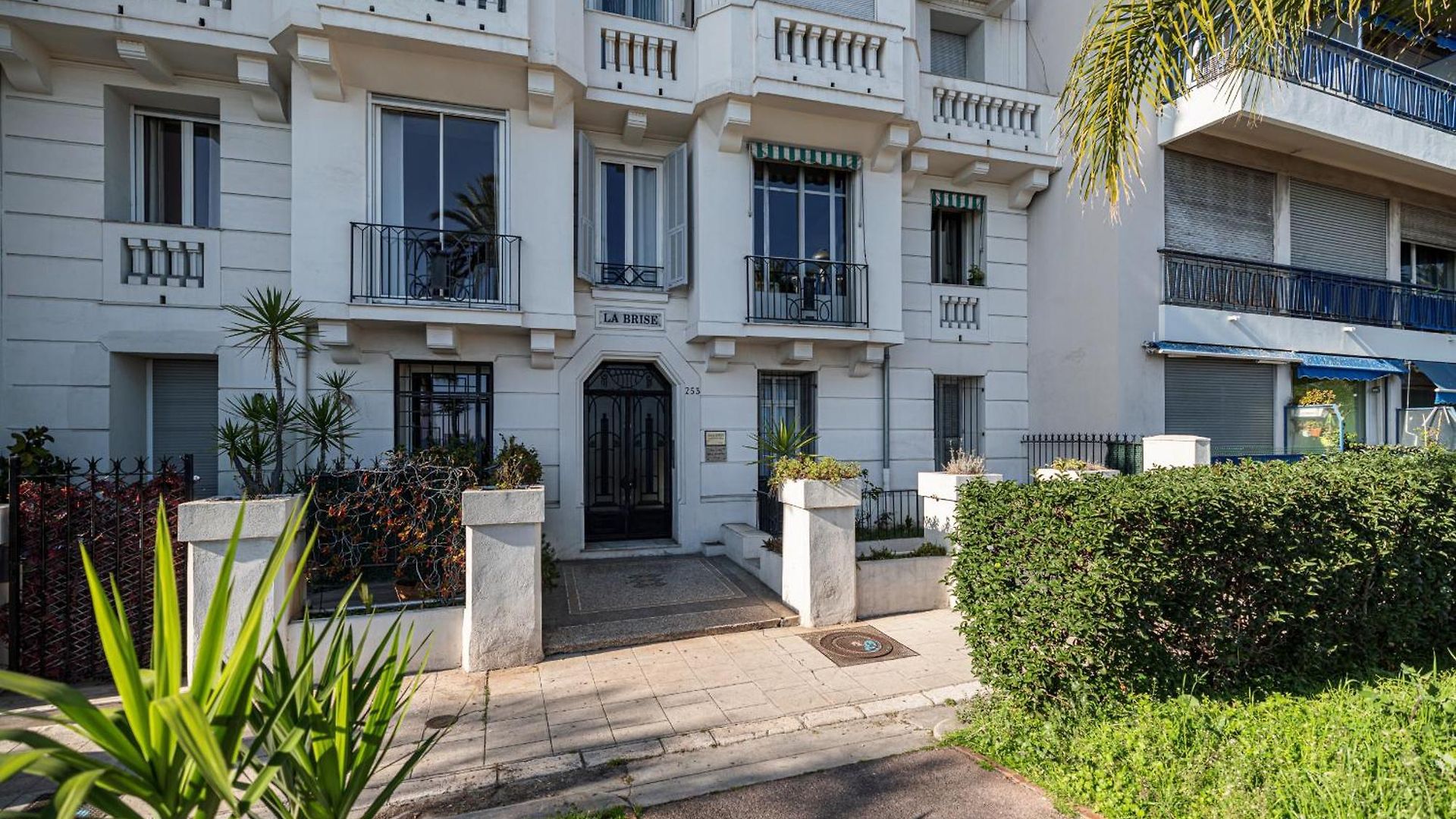 Sea View - 2 Bdr Promenade Des Appartement *