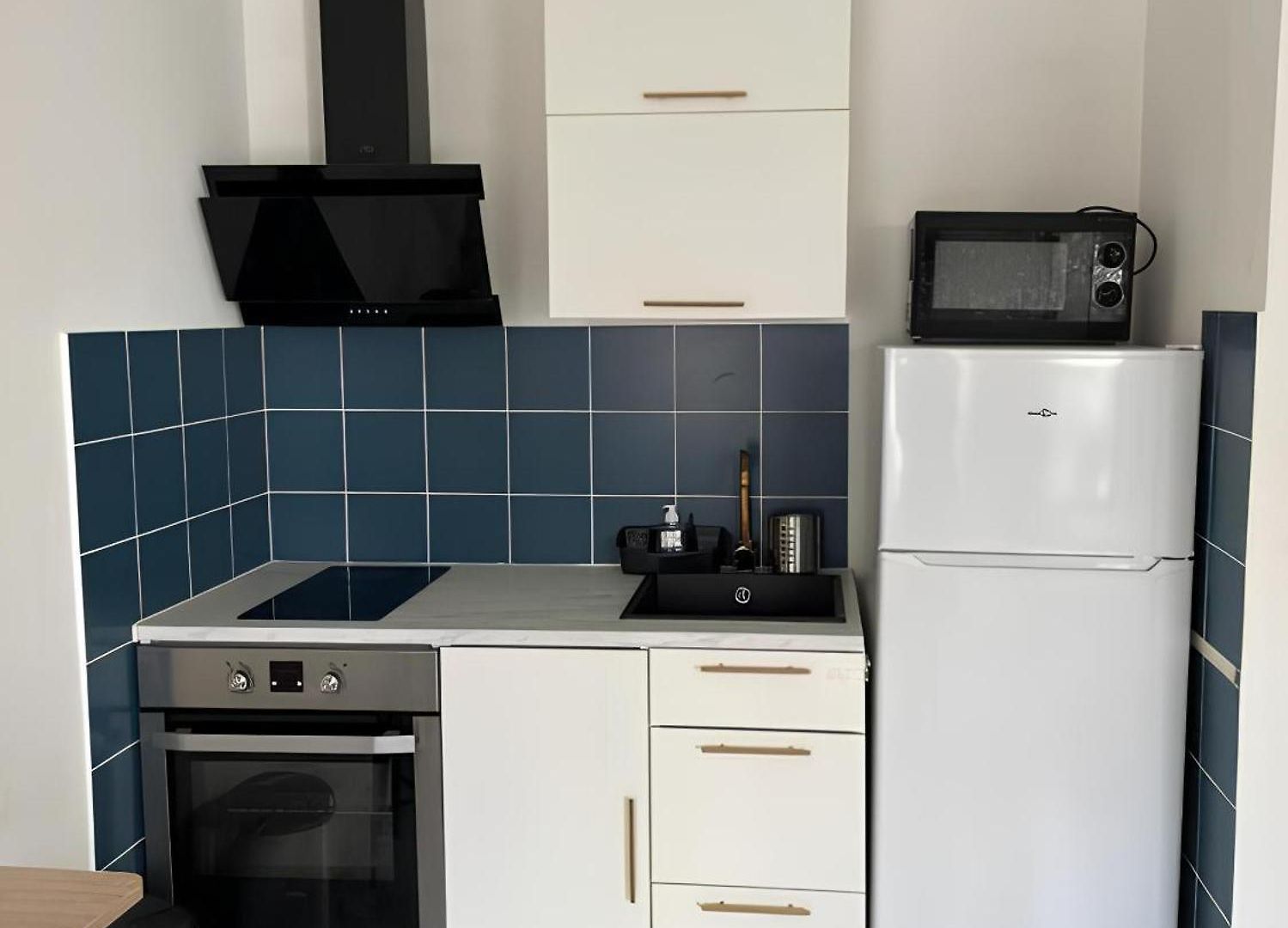 Apartment 50 M De La - Centre - Proche