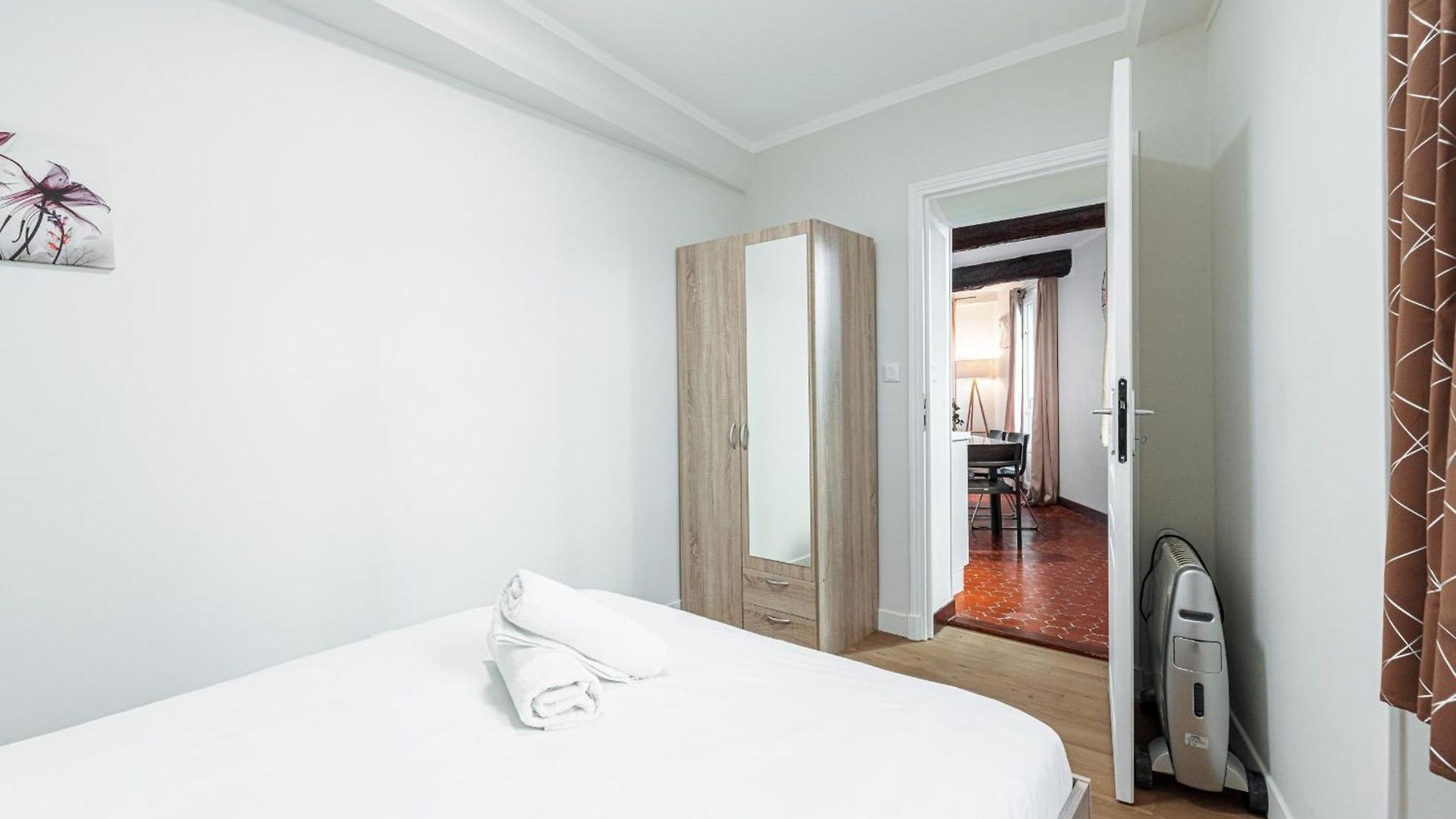 Large 3 Bdr Old Town - Ac Appartement