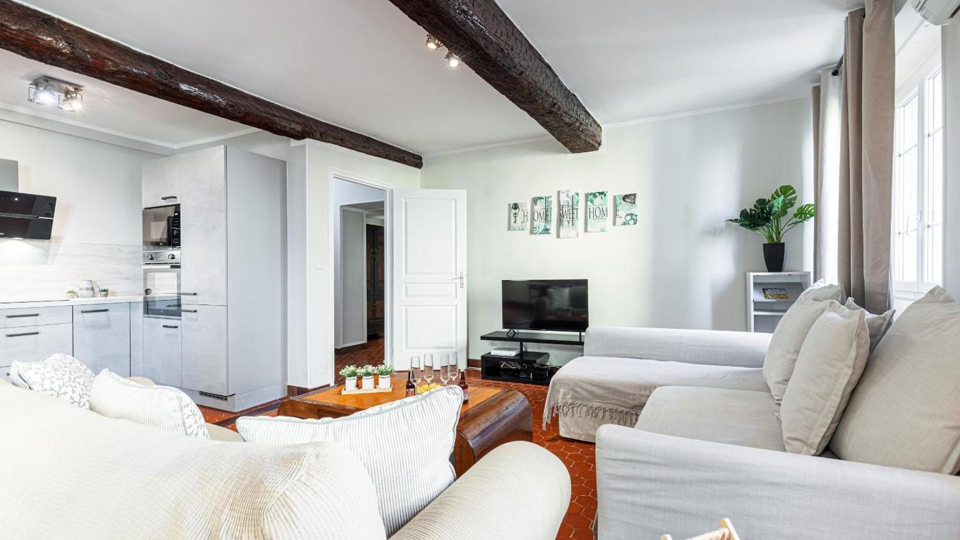 Large 3 Bdr Old Town - Ac * Nice