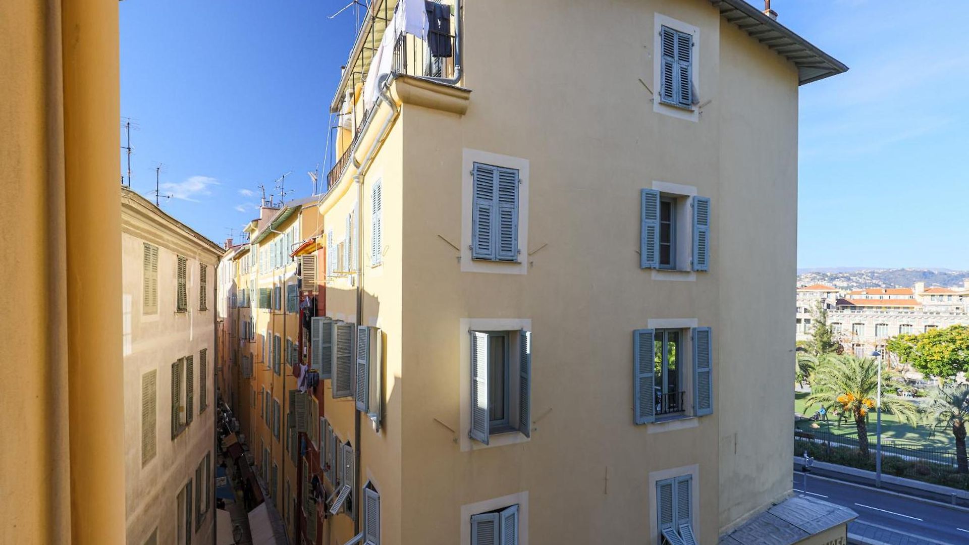 Large 3 Bdr Old Town - Ac