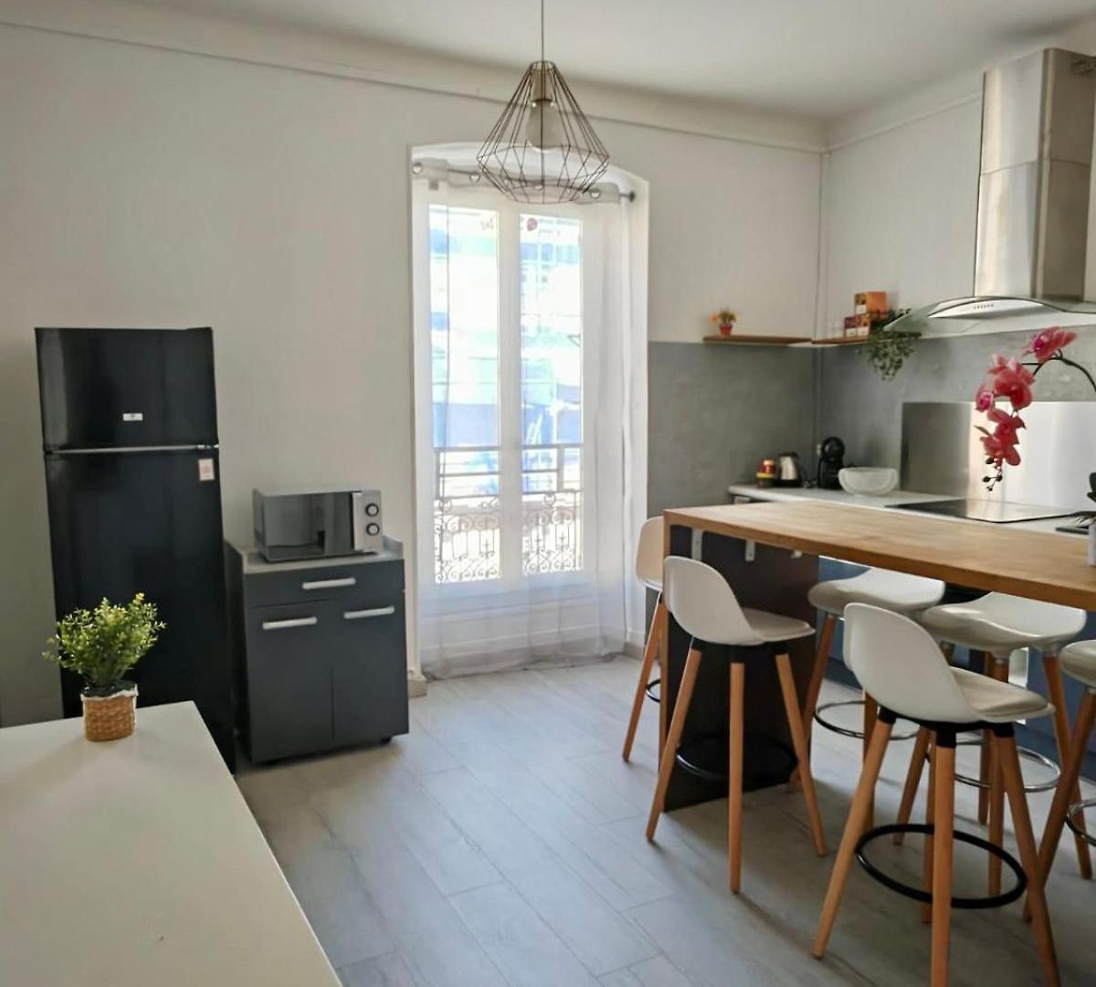 11 Trachel - T2 Spacieux A Proximite De Gare Thiers Appartement