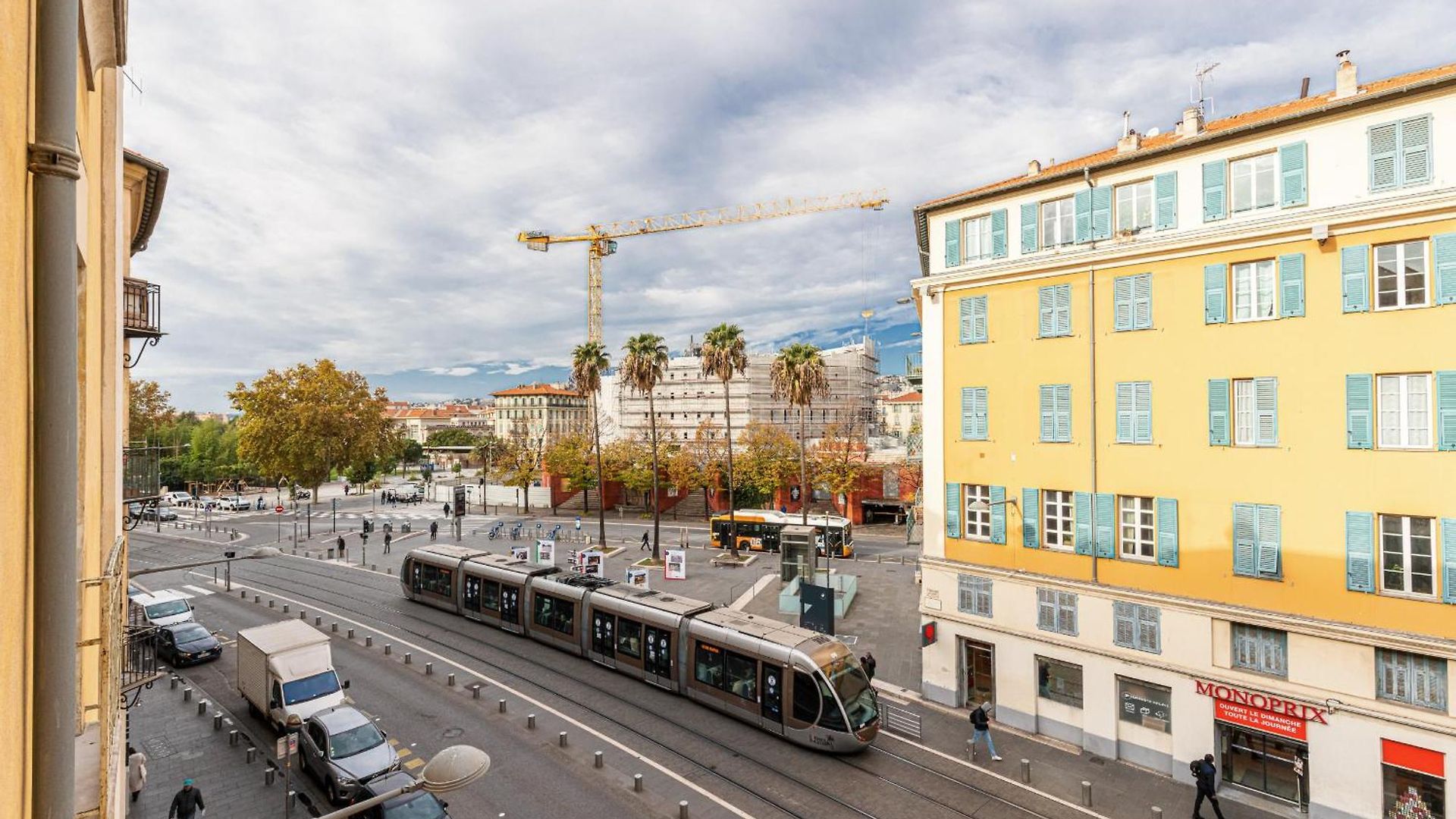 Garibaldi Square - Cosy 1bdr In The Old Town