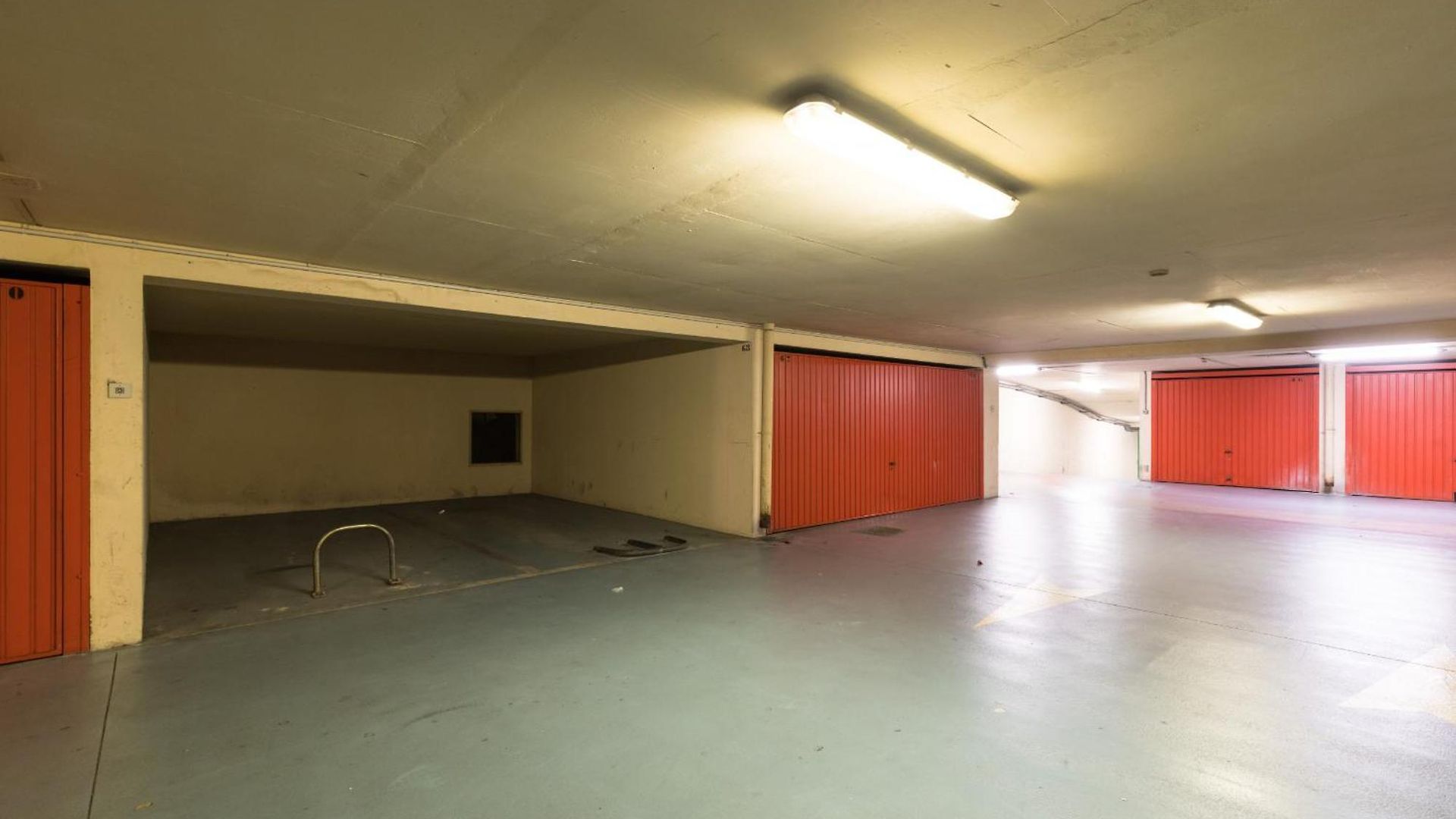 2 Bdrs & Parking In The Old Town ! Appartement *