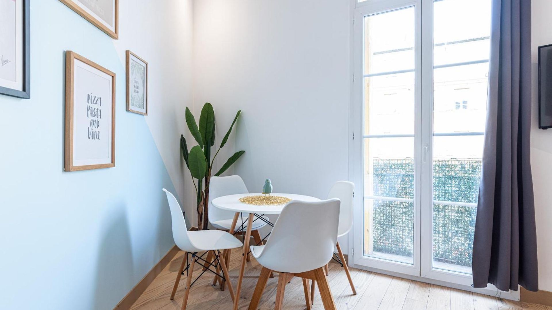 Apartment Garibaldi Square - Cosy 1bdr In The Old Town