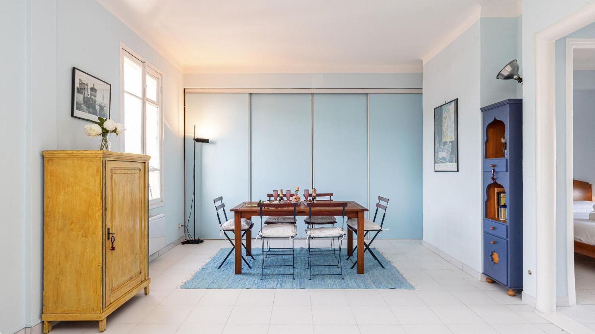 Apartment Extraordinary View On Port And Castle Hill - 1 Bdr & Parking *