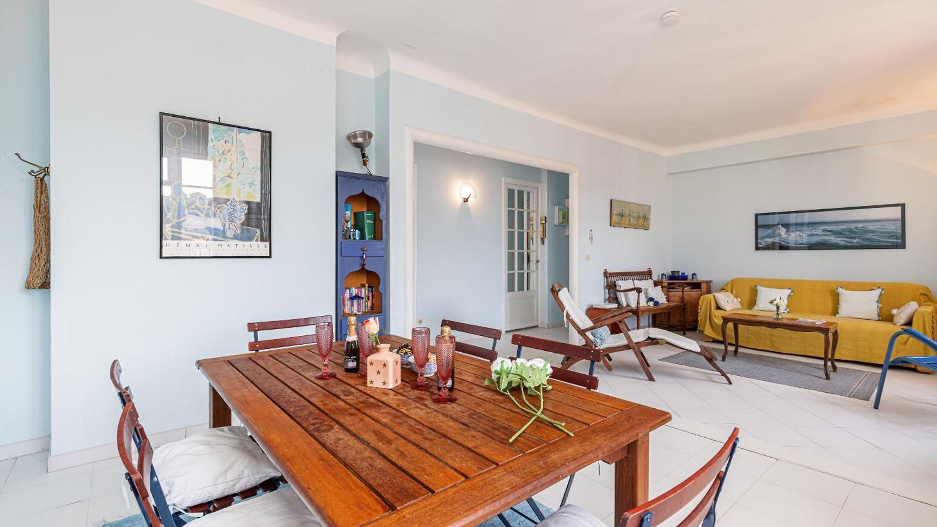 Extraordinary View On Port And Castle Hill - 1 Bdr & Parking Nice