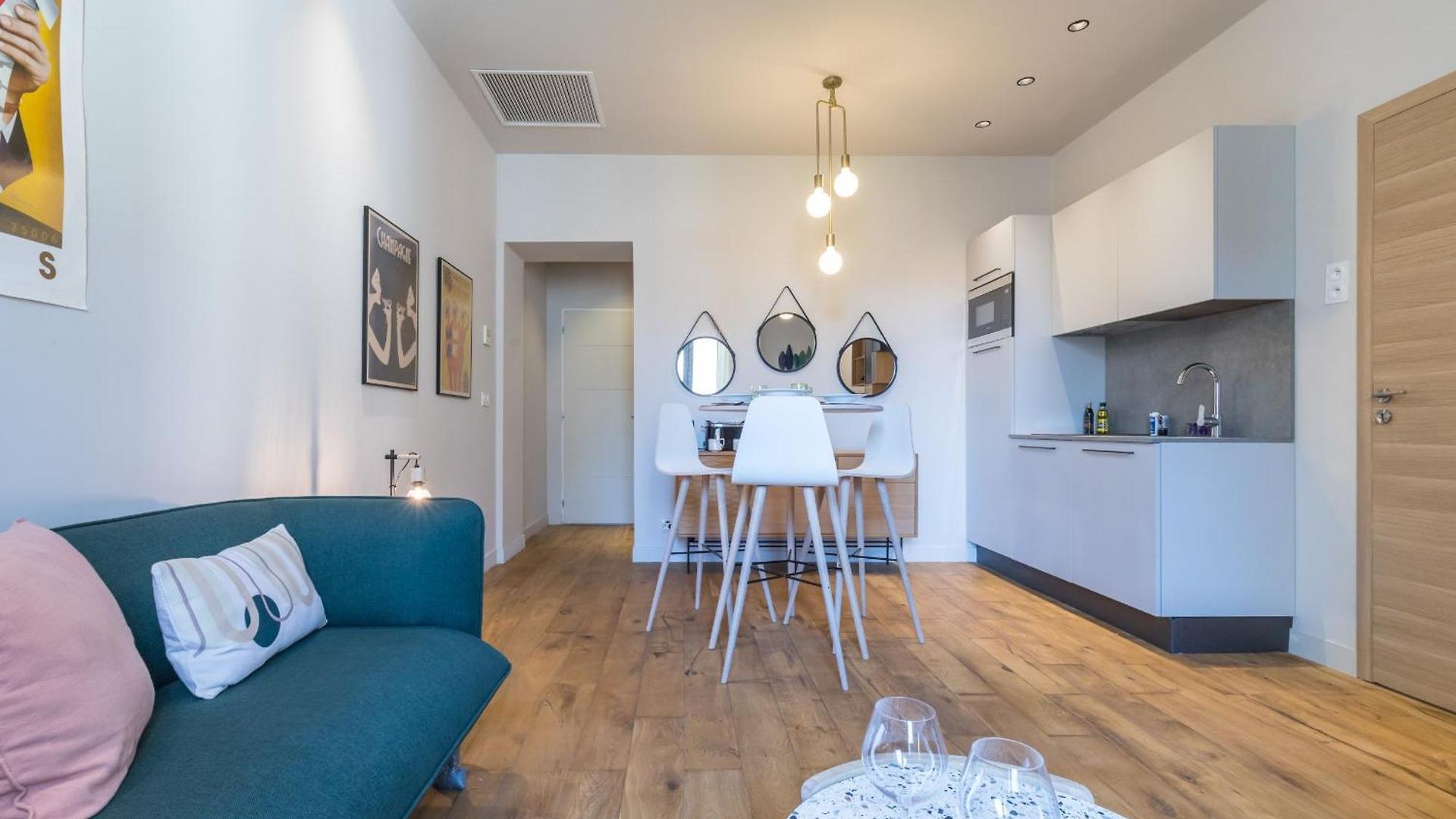 Refined & Cozy 1 Bedroom Downtown Appartement *