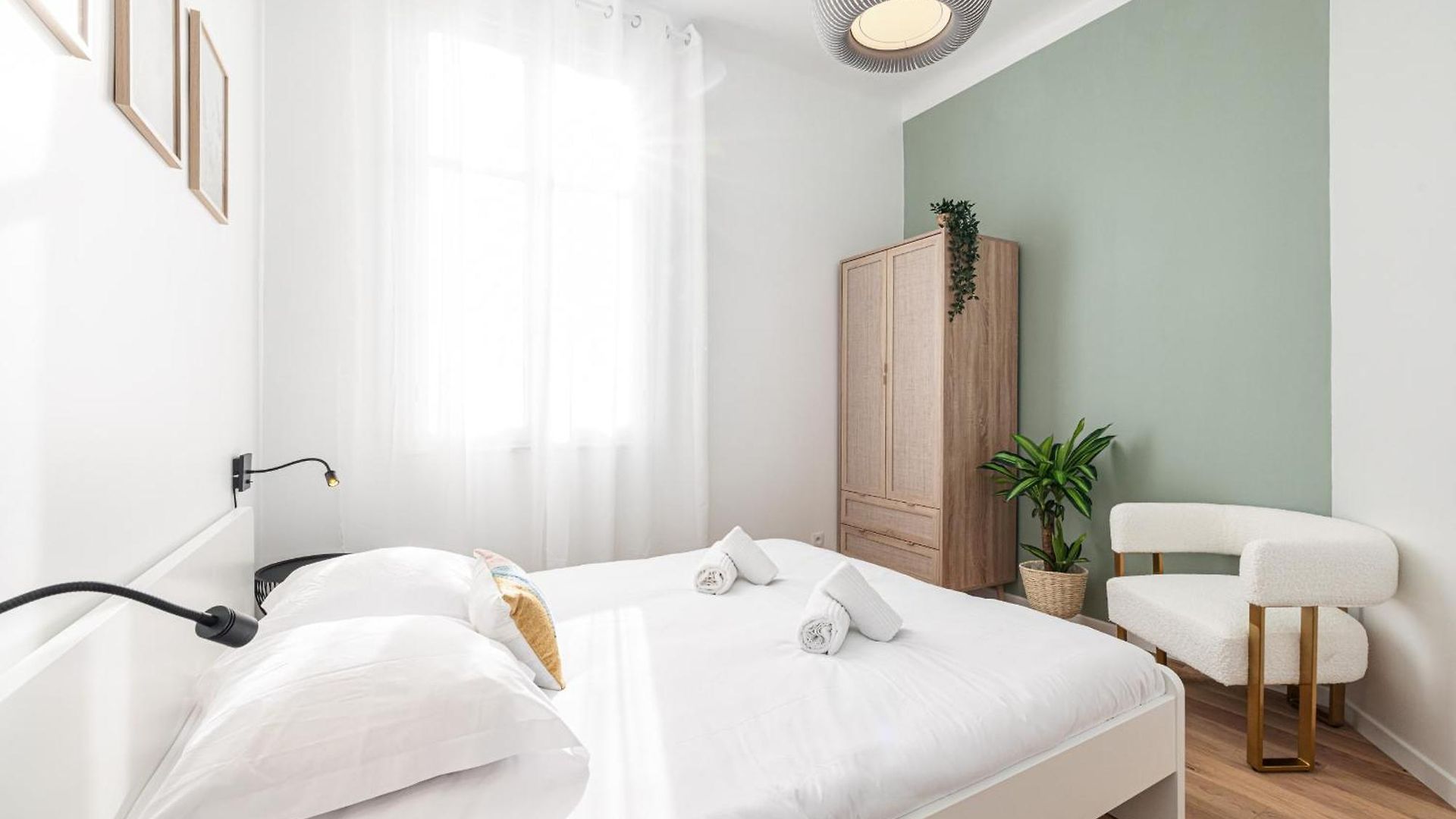 Lovely 2 Bdr Harbor Appartement Nice