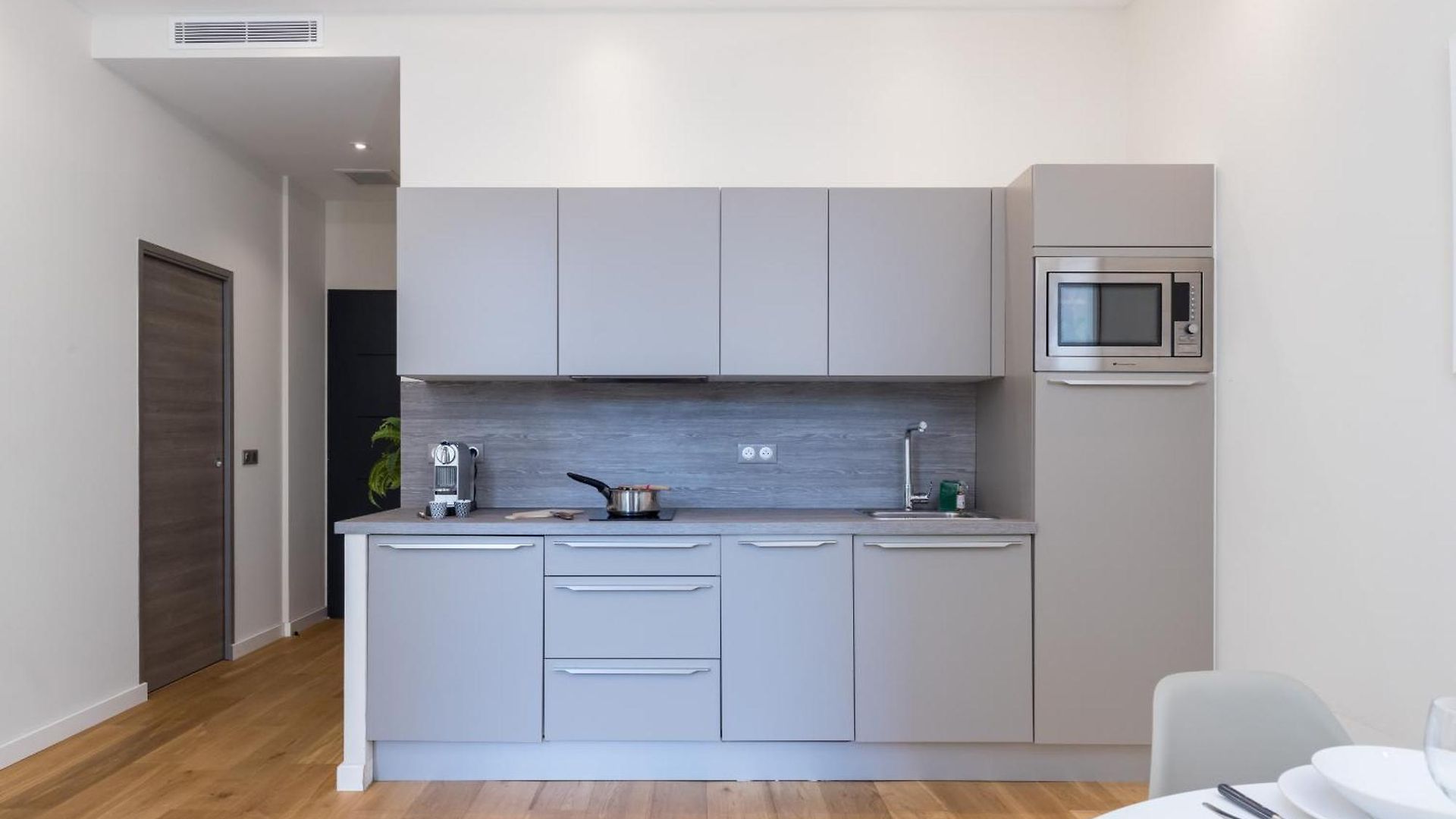 Brand New 1 Bdr Place Du Pin Apartment Nice