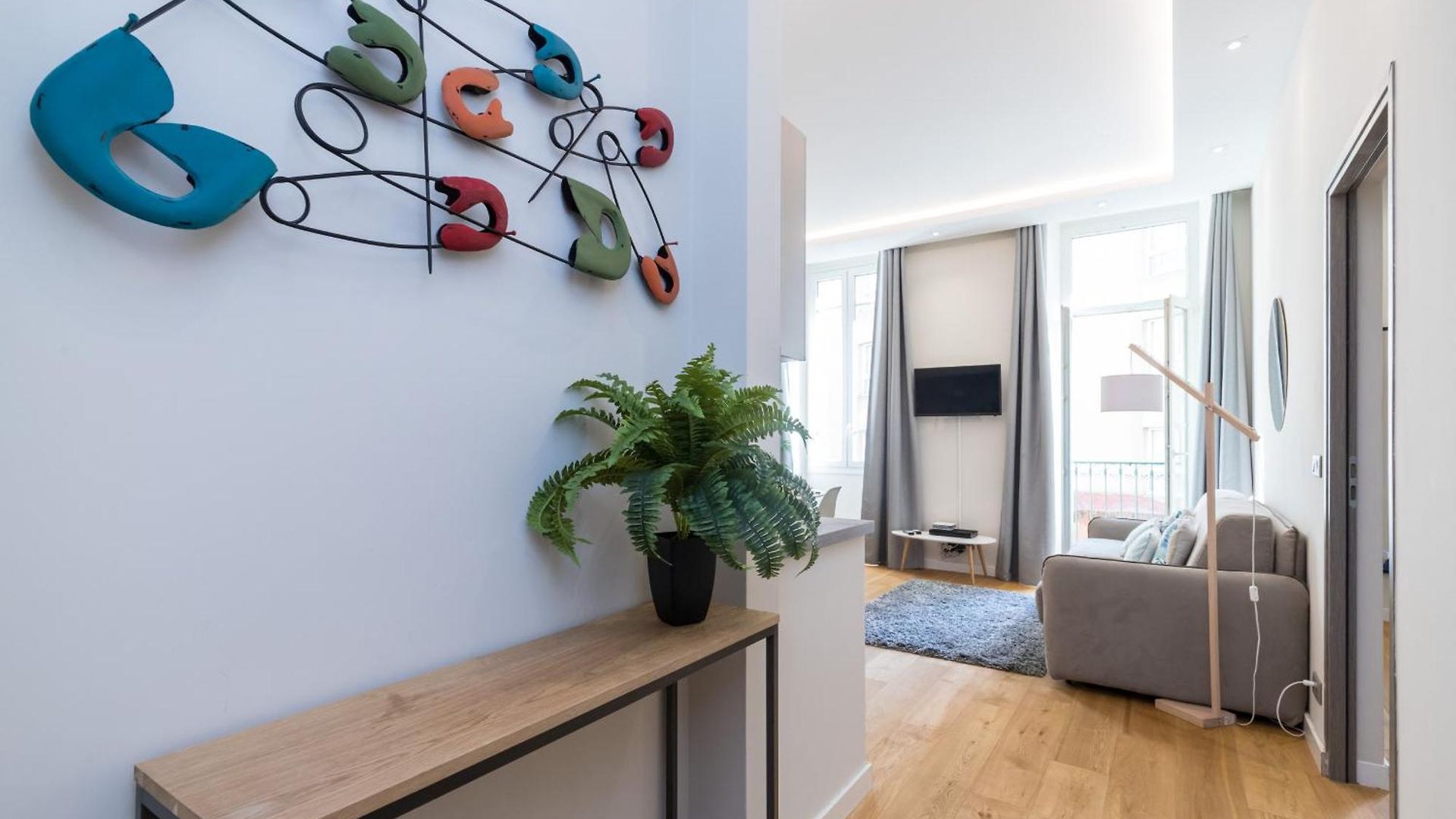 Brand New 1 Bdr Place Du Pin *