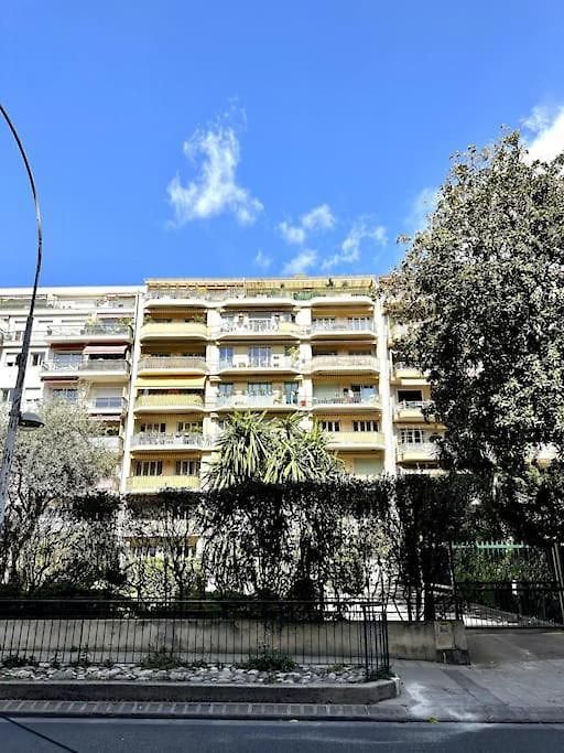 Appartement Mirabeau - De Luxe De 100m2 Avec Terrasse *
