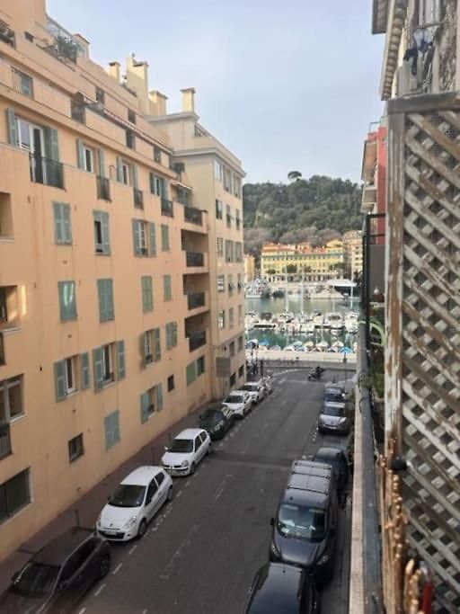 Vue Sur Le Port Lympia Charmant Studio Apartment
