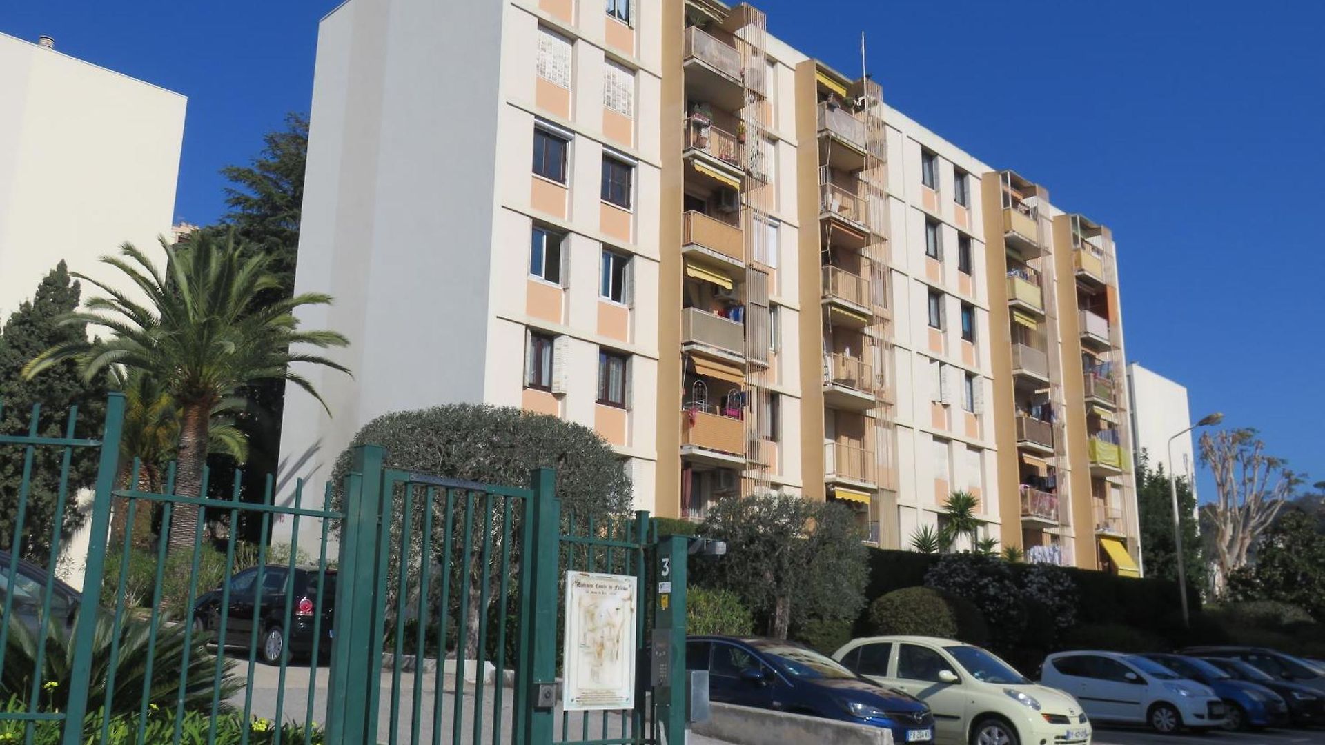 Nord 2 Pieces Calmes,wifi,clim,balcon,parking Nice