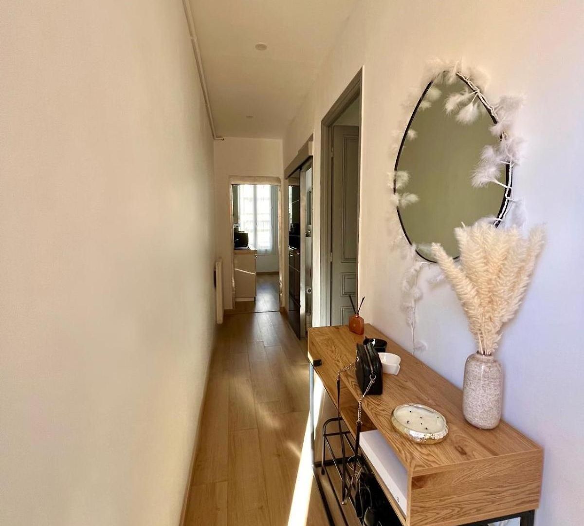 Appartement - T3 Rénové De 50 M2 Classé 2 étoiles Nice