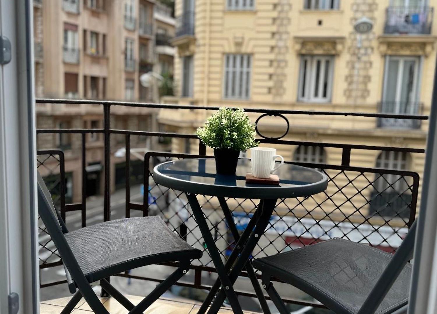 Sunshine Getaway - Stylish In The Heart Of Appartement