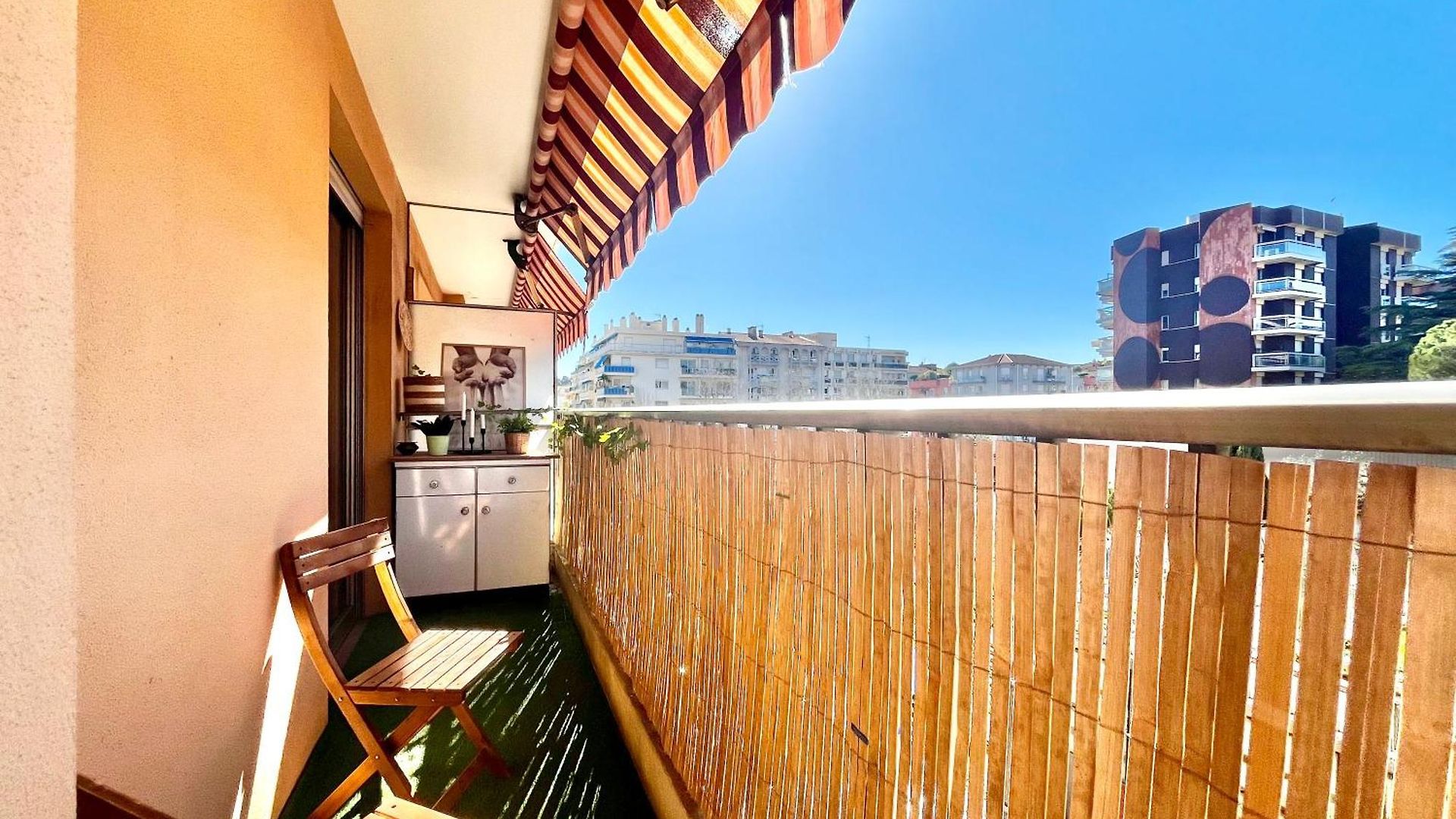 Cosy 2 Bedroom Near Port Appartement