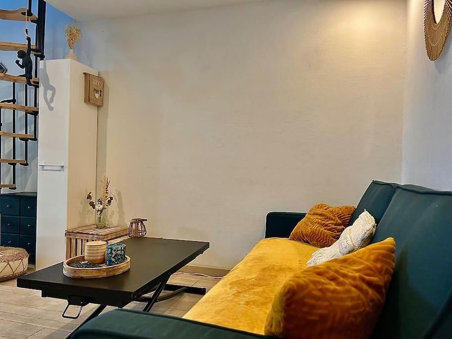 Petite Maison Atypique à Villa