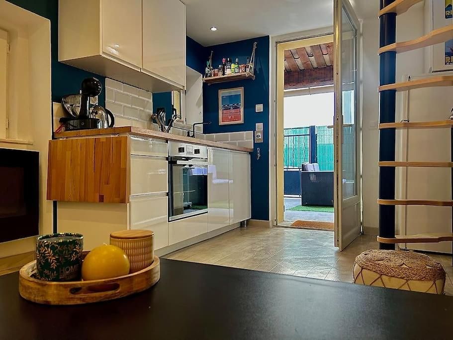 Petite Maison Atypique à Villa