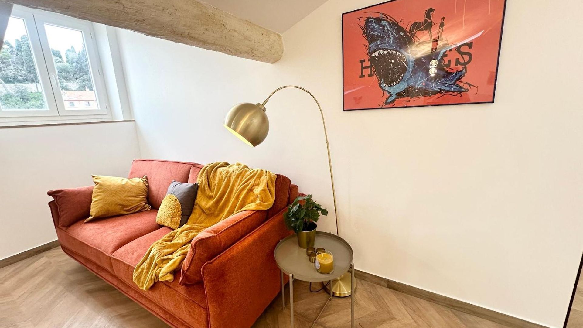 Elegant Mansardé-place Du Pin Appartement *