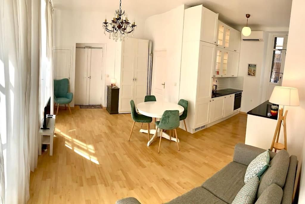 Appartement Saint Philippe - T3 Près De La *