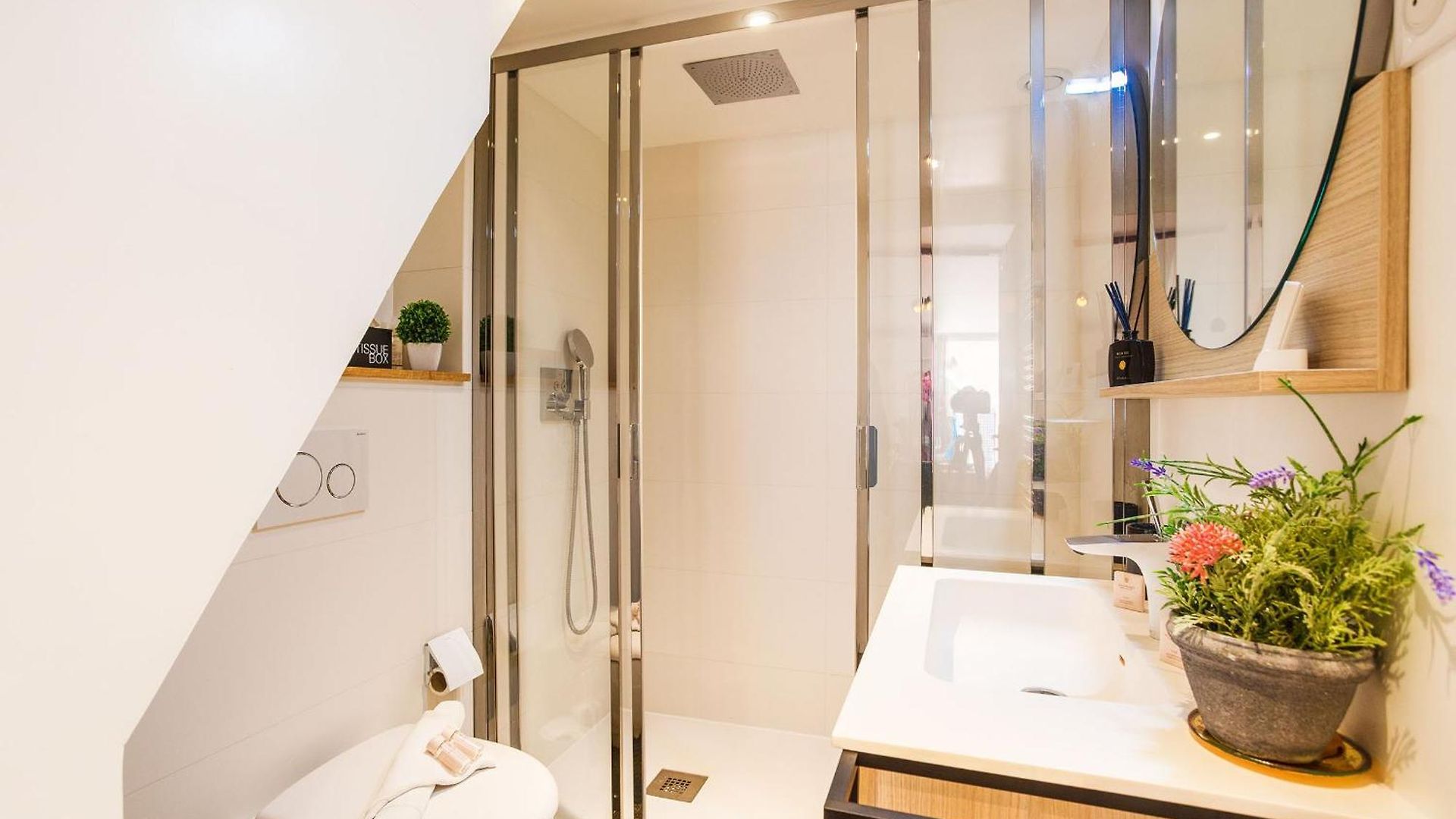 Apartment La Treille Ap4334 By Riviera Homes