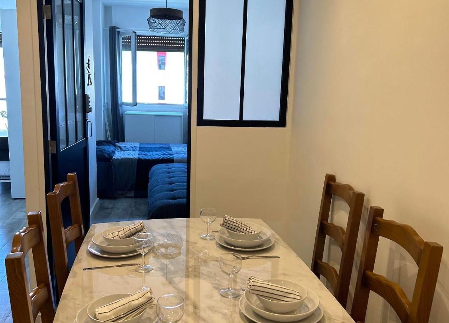 Promenade Des Homestay Nice