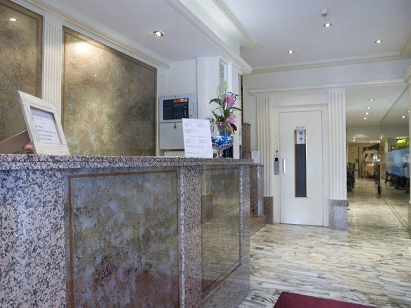 Hotel 64 4*