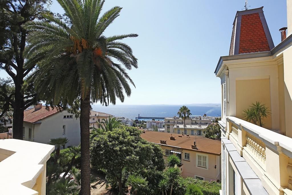 Appartement Palmeraie - Magnifique D'époque Avec Vue 4 Personnes Avec Terrasse Le Port Nice