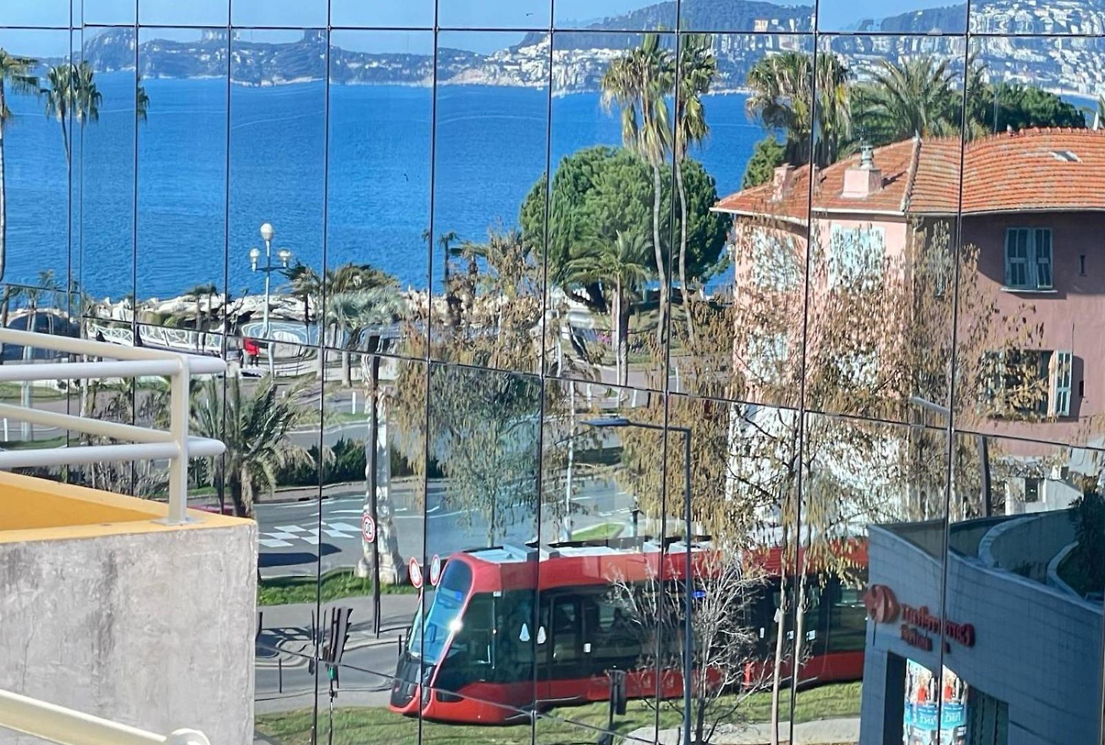 Sur La Promenade Des Avec Vue Originale A 40 M De La Apartment *