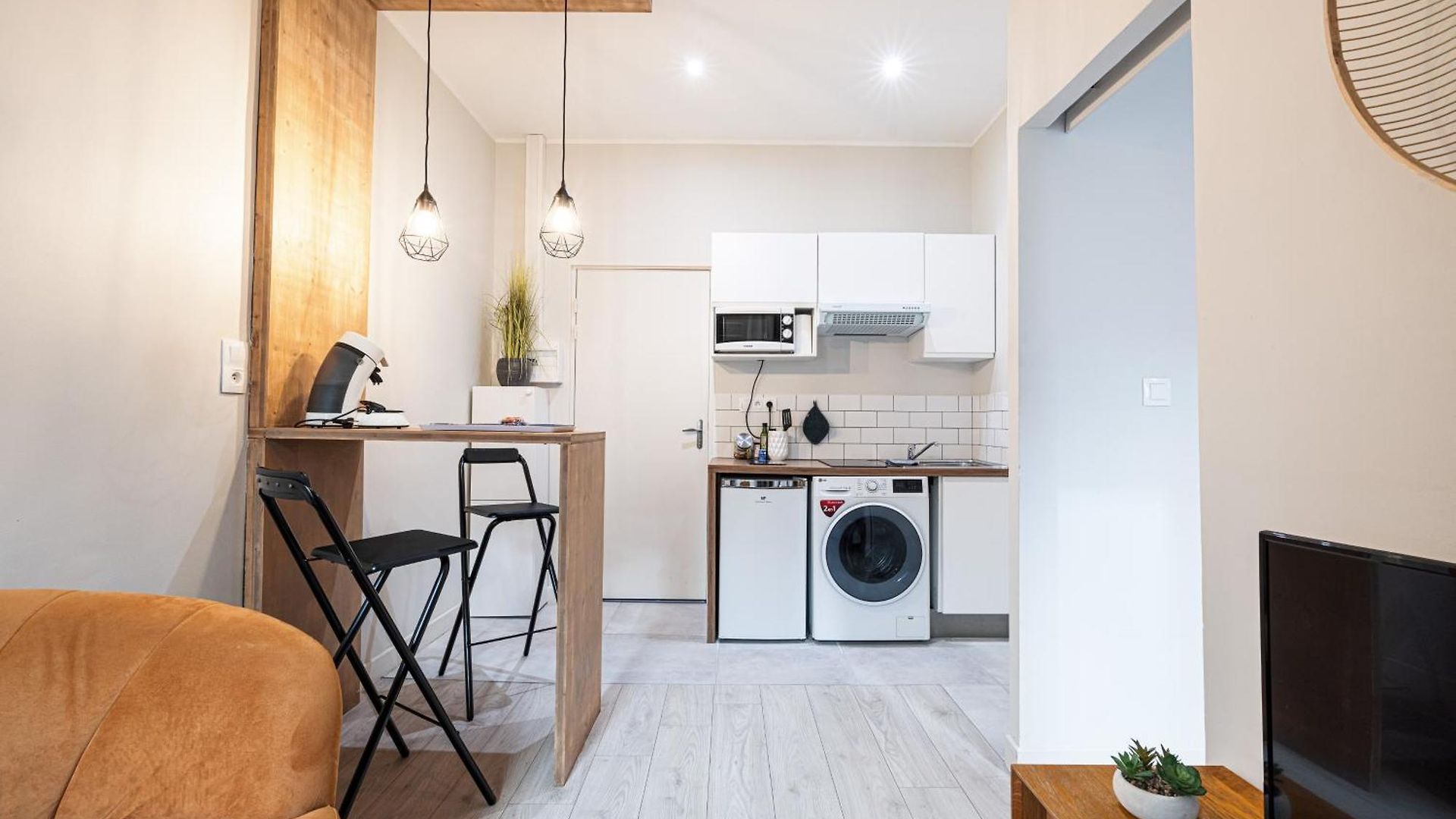 Appartement Le Petit Jean- Pres Gare Et Tram - Supermarchés - Wifi - *