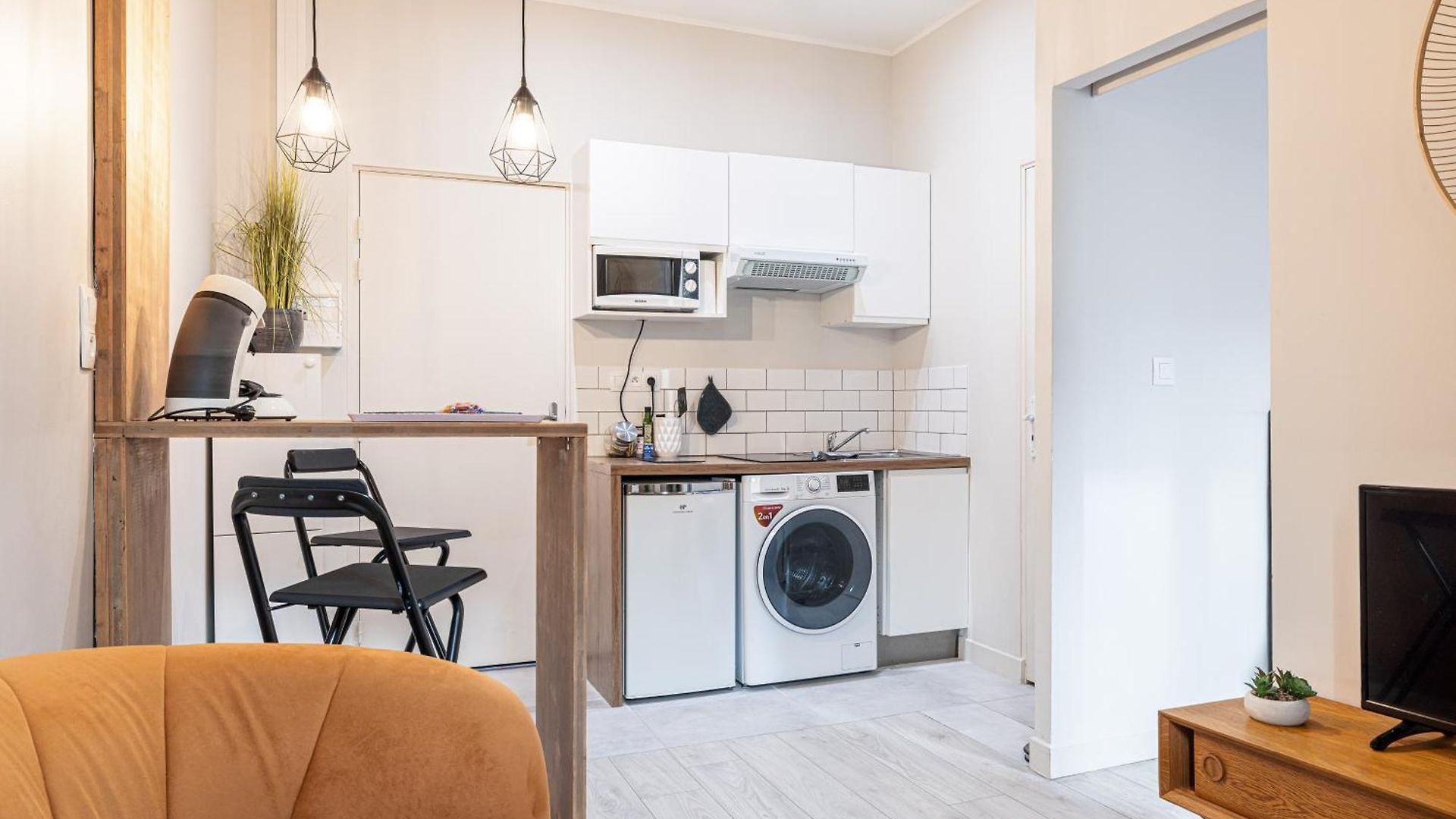 Le Petit Jean- Pres Gare Et Tram - Supermarchés - Wifi - Appartement