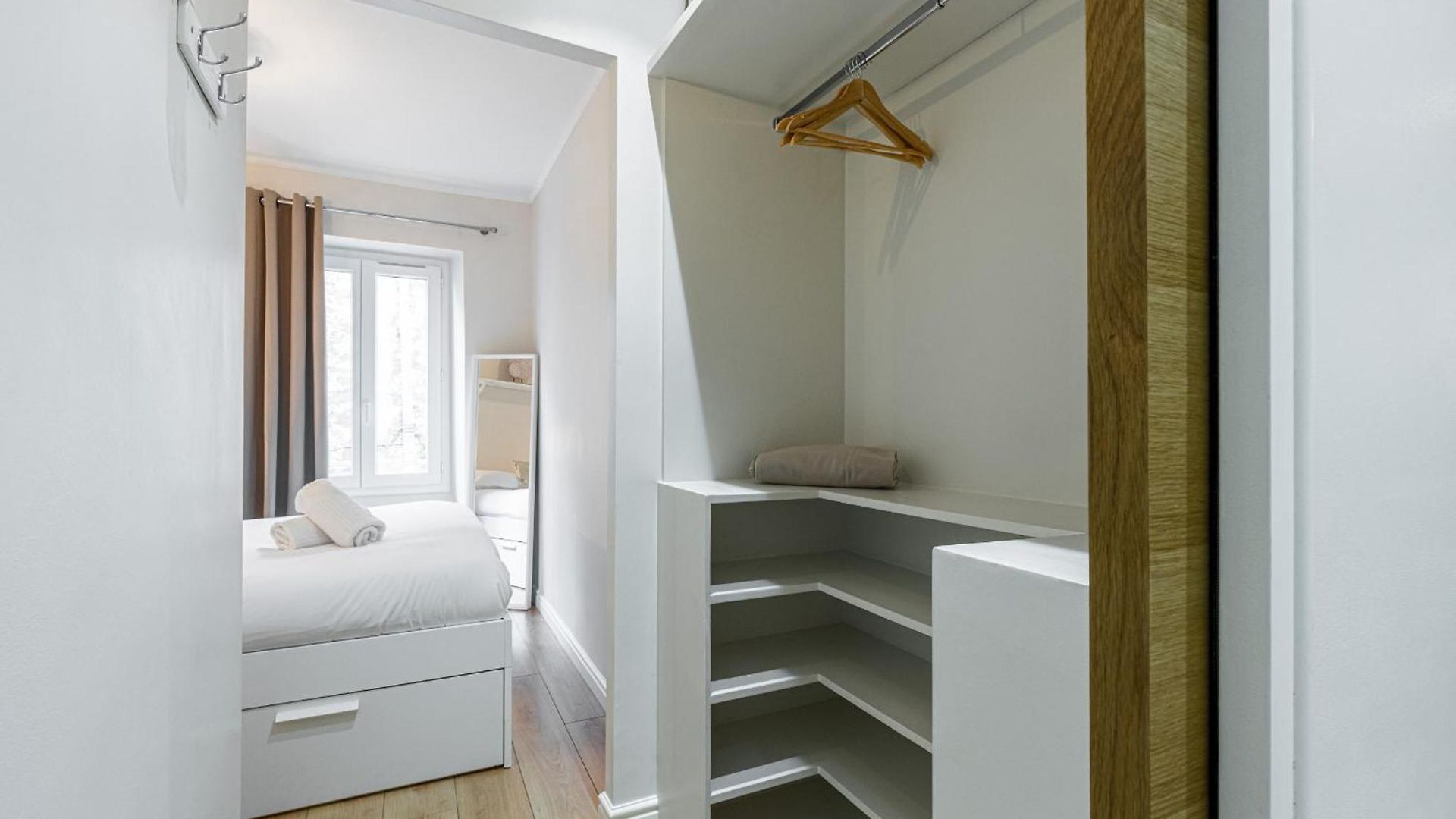 Lovely 1 Bdr Port Area Appartement