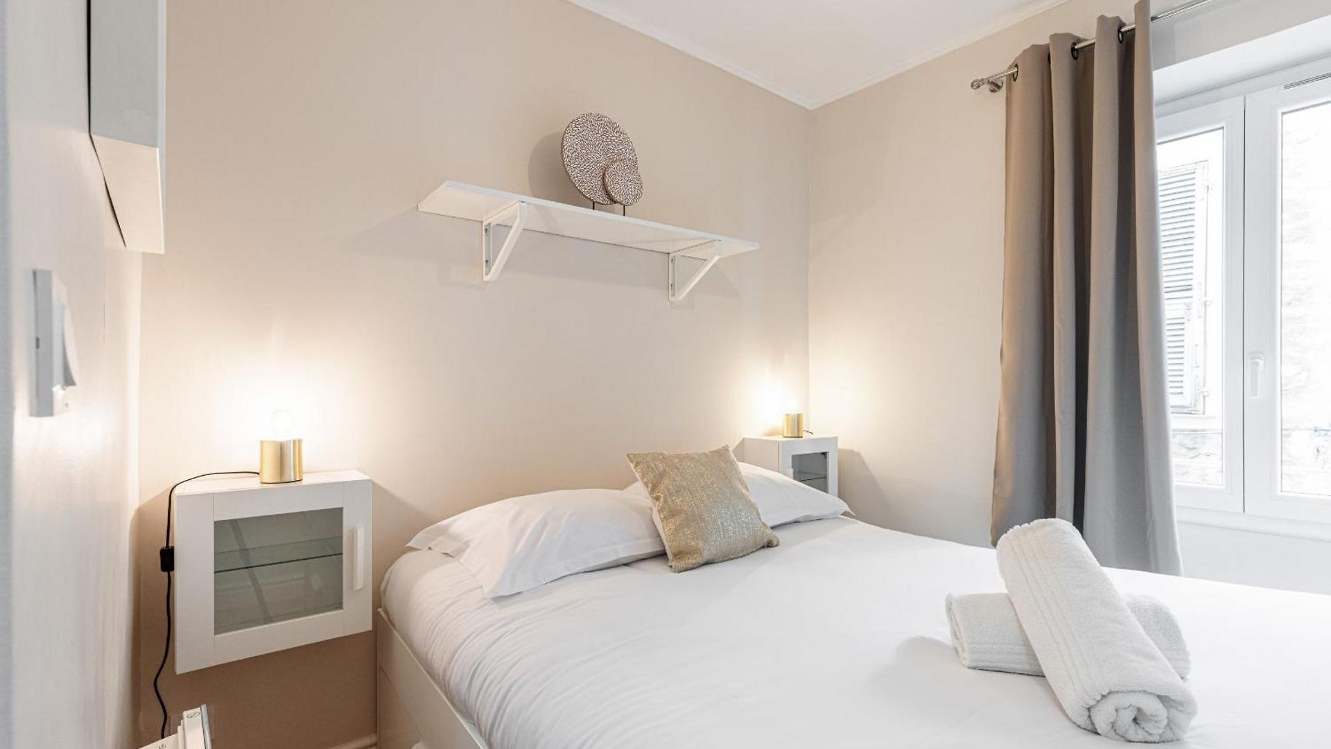Appartement Lovely 1 Bdr Port Area *