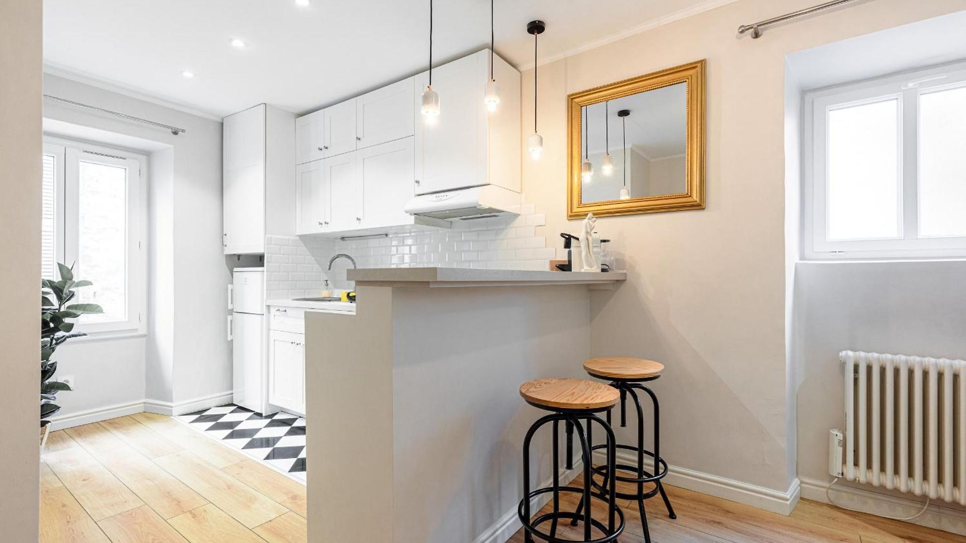Lovely 1 Bdr Port Area