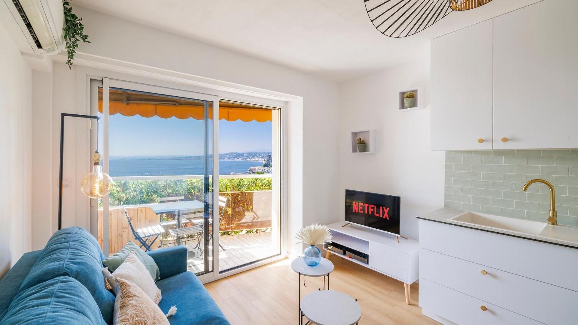 Renting - Carnot - Escape To The French Riviera Terrace With Sea View *