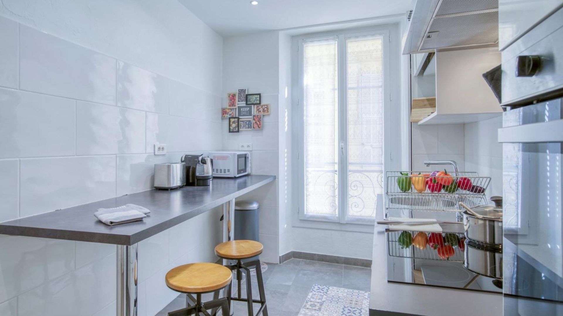 Sublime, Modern, Balconies, A/c, Refurbished Appartement