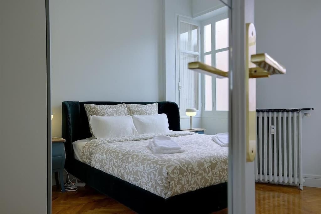 Luxury In Center Of
